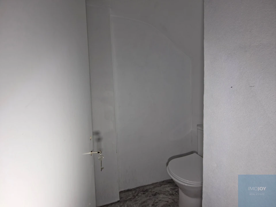 Moradia T5 para Venda em Cacém e São Marcos Foto 36