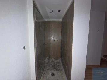 Moradia T5 para Venda em Cacém e São Marcos