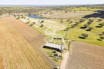 Terreno para Venda em Beja (Santiago Maior e São João Baptista)