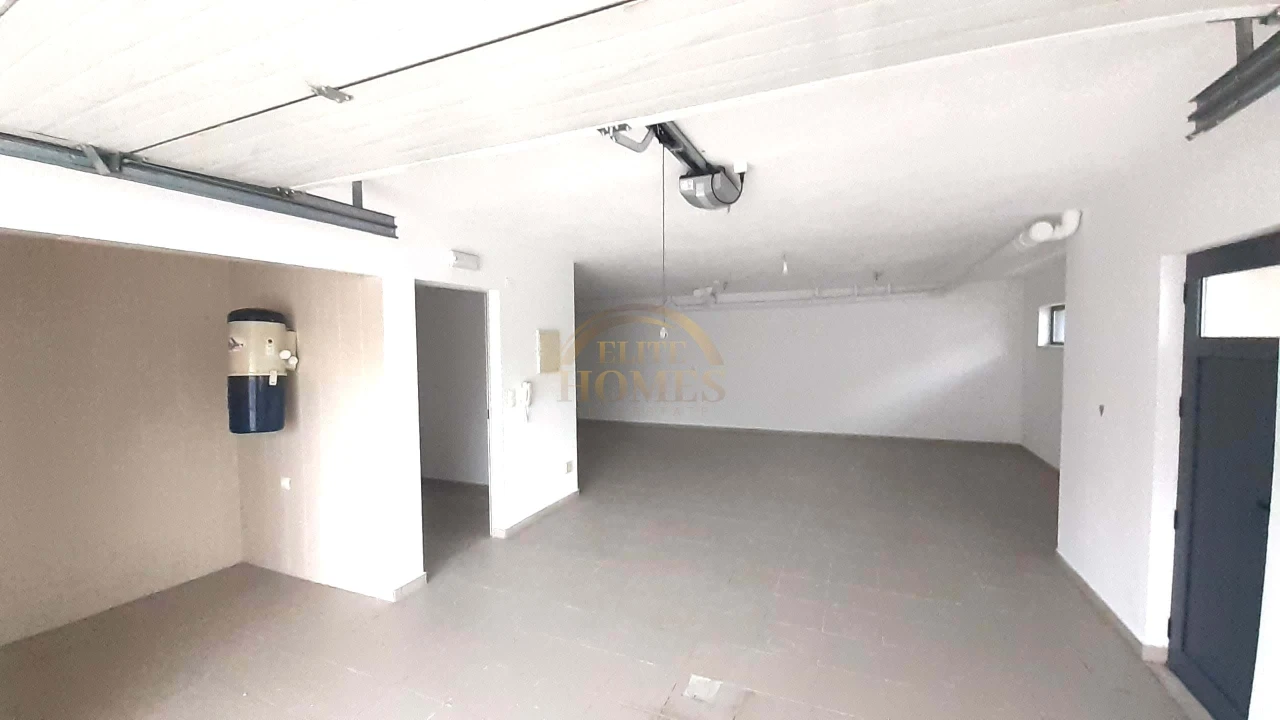 Moradia T5 para Venda em Laranjeiro e Feijó Foto 41