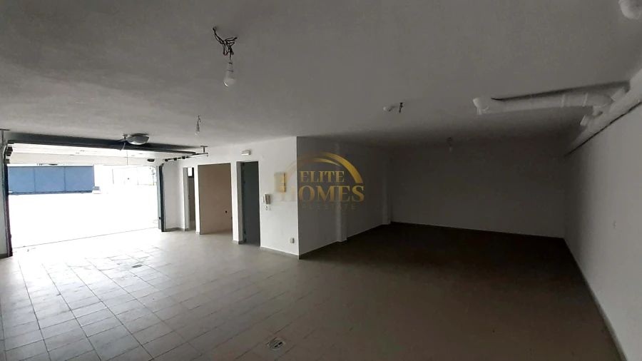 Moradia T5 para Venda em Laranjeiro e Feijó Foto 39