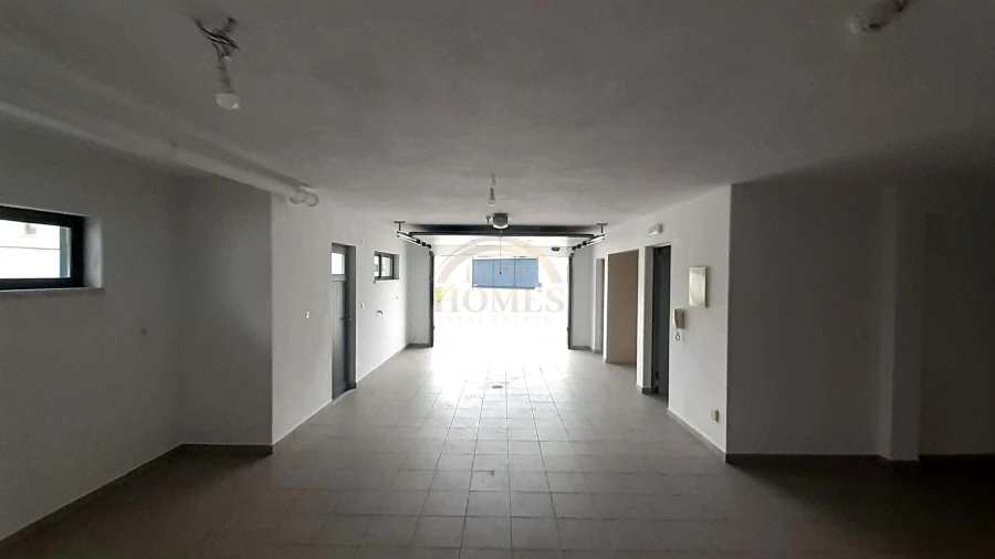 Moradia T5 para Venda em Laranjeiro e Feijó Foto 38