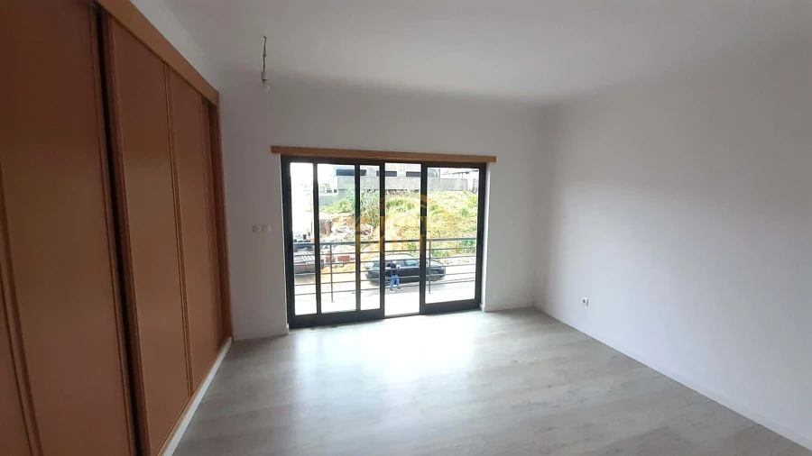 Moradia T5 para Venda em Laranjeiro e Feijó Foto 20