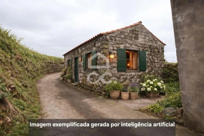 Moradia T1 para Venda em Fenais da Ajuda