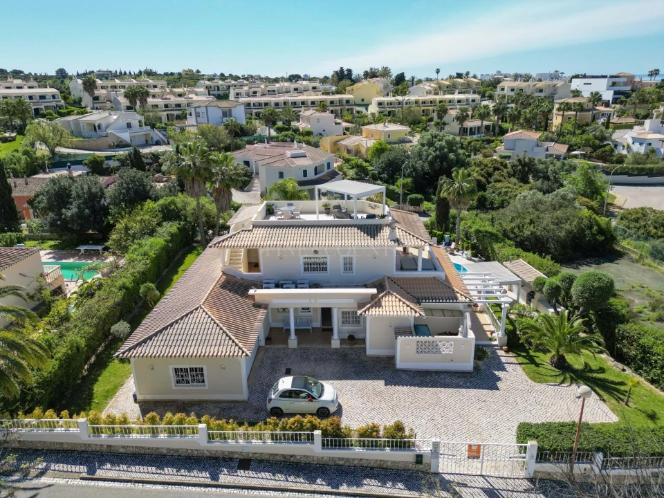 Moradia T4 para Venda em Ferragudo Foto 36