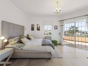 Moradia T4 para Venda em Ferragudo