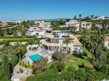 Moradia T4 para Venda em Ferragudo