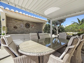 Moradia T4 para Venda em Ferragudo