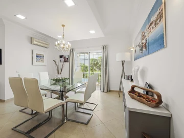 Moradia T4 para Venda em Ferragudo