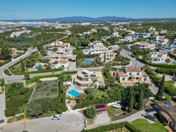 Moradia T4 para Venda em Ferragudo