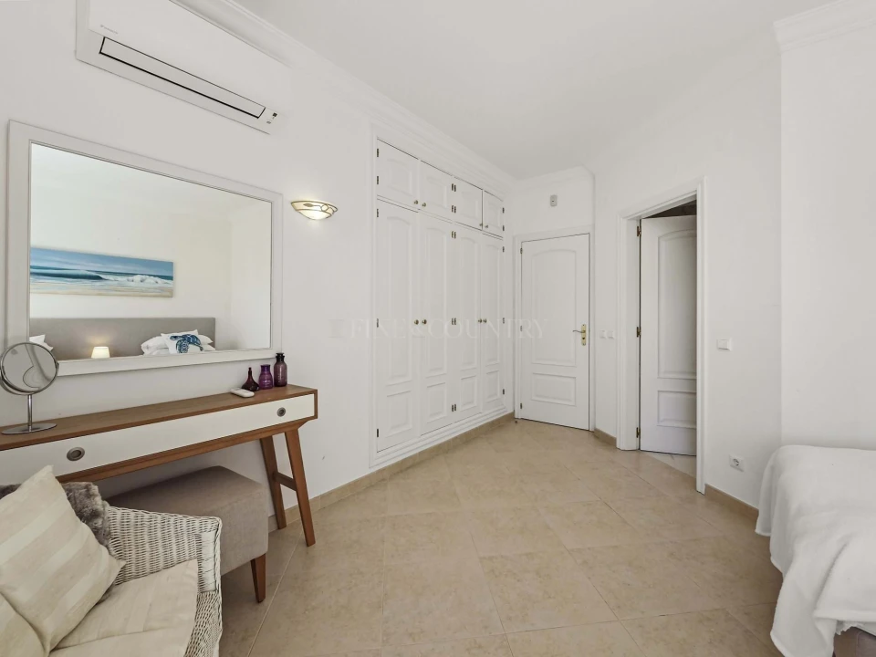 Moradia T4 para Venda em Ferragudo Foto 18