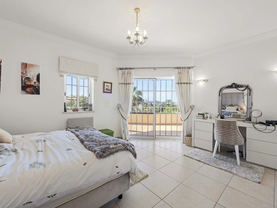 Moradia T4 para Venda em Ferragudo Foto 29