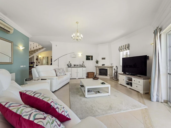 Moradia T4 para Venda em Ferragudo Foto 7