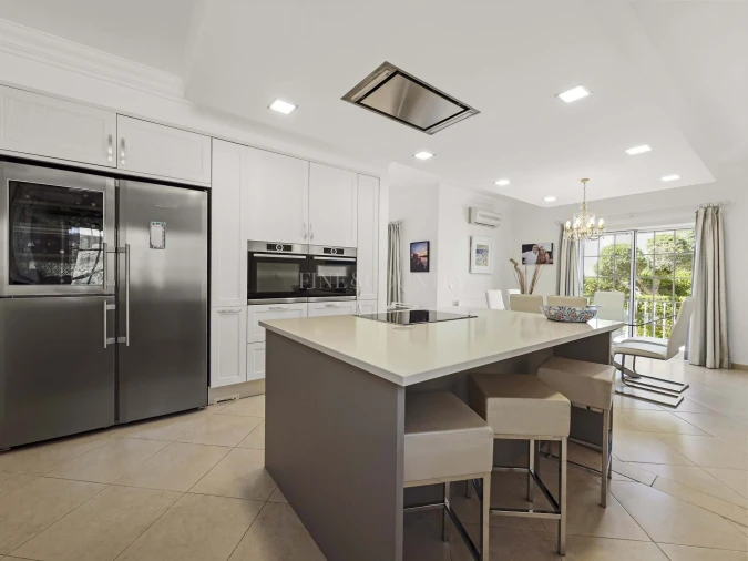 Moradia T4 para Venda em Ferragudo Foto 13