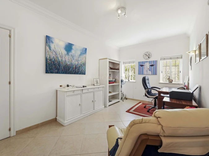 Moradia T4 para Venda em Ferragudo Foto 14