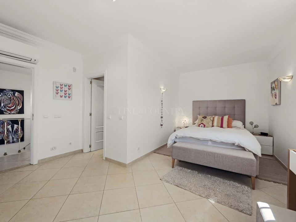 Moradia T4 para Venda em Ferragudo Foto 27