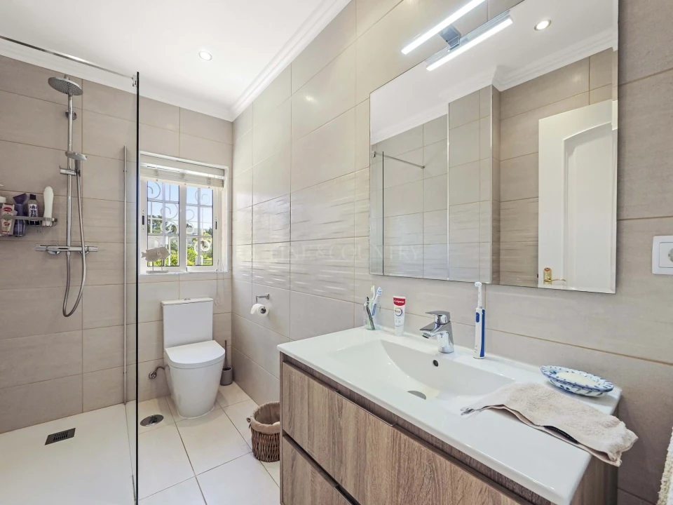 Moradia T4 para Venda em Ferragudo Foto 26