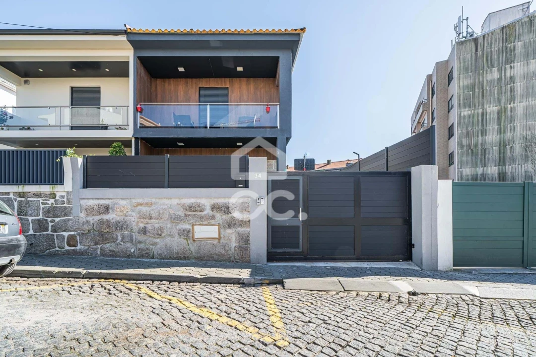 Moradia T5 para Venda em Santa Marinha e São Pedro da Afurada Foto 29