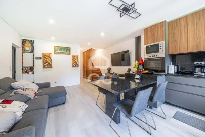 Moradia T5 para Venda em Santa Marinha e São Pedro da Afurada