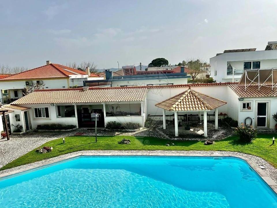 Moradia T6 para Venda em Azeitão (São Lourenço e São Simão) Foto 26