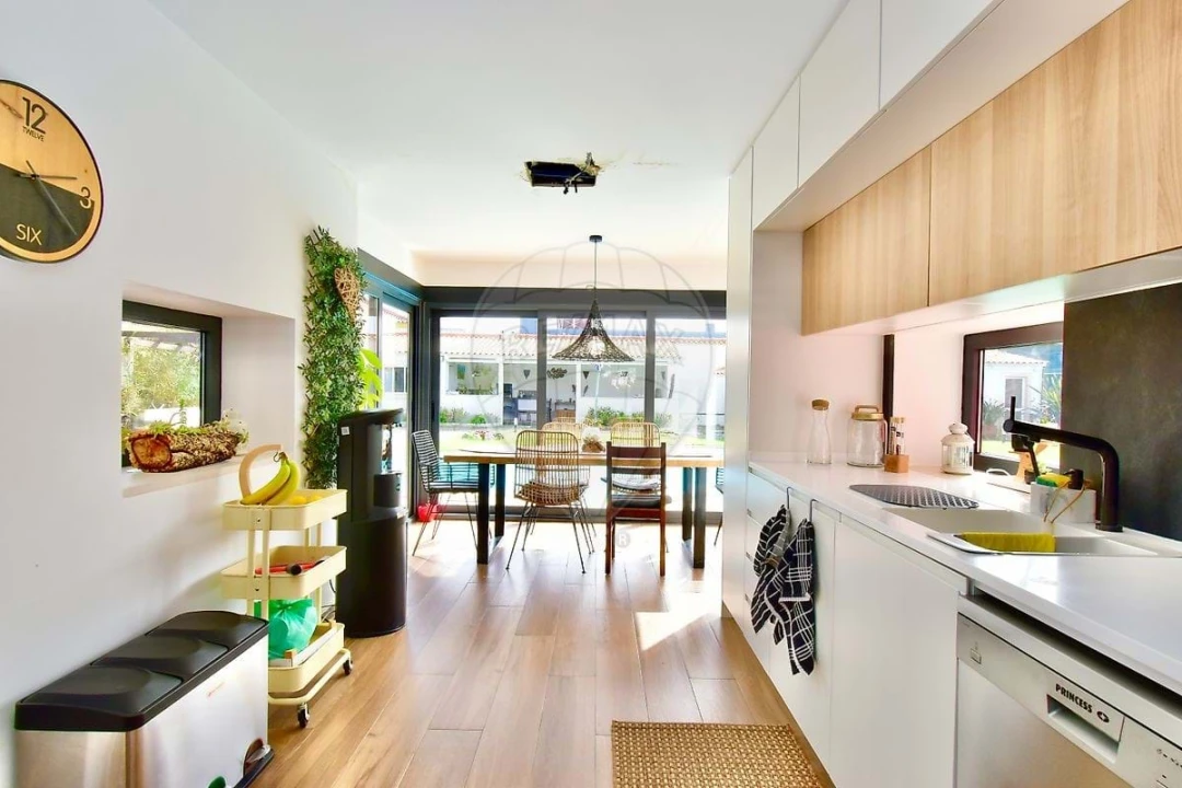 Moradia T6 para Venda em Azeitão (São Lourenço e São Simão) Foto 10