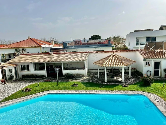 Moradia T6 para Venda em Azeitão (São Lourenço e São Simão) Foto 26