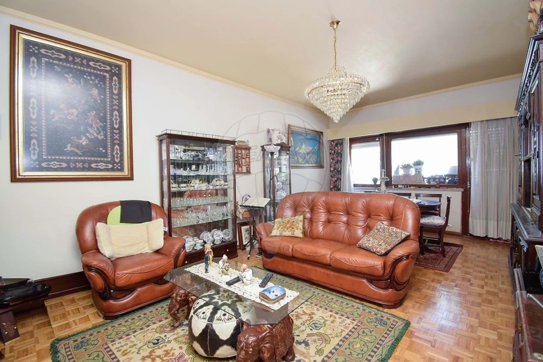 Apartamento T3 para Venda em São Domingos de Benfica Foto 15