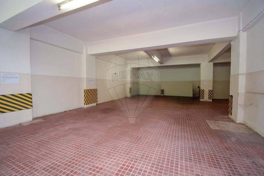 Apartamento T3 para Venda em São Domingos de Benfica Foto 33