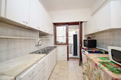 Apartamento T3 para Venda em São Domingos de Benfica