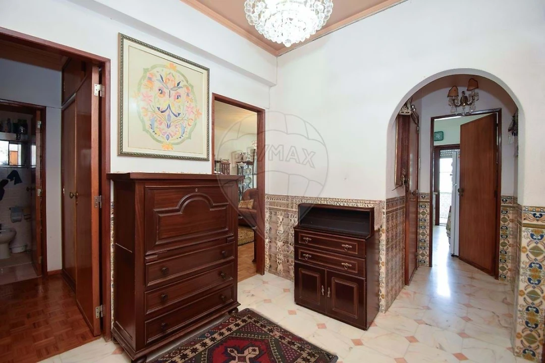 Apartamento T3 para Venda em São Domingos de Benfica Foto 7