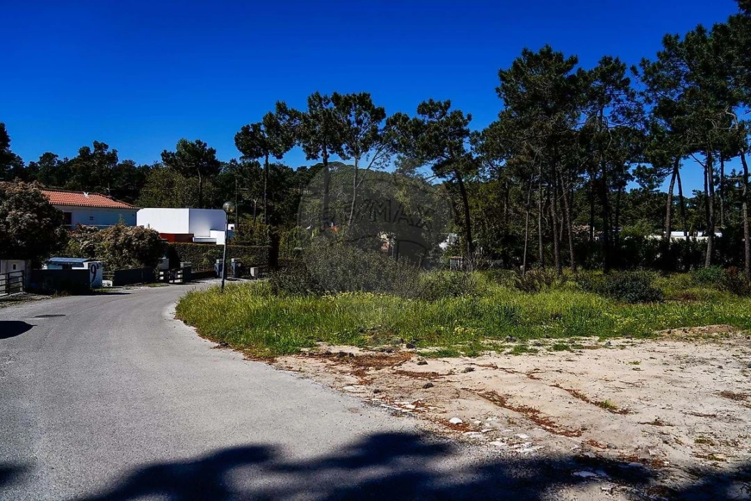 Terreno para Venda em Charneca de Caparica e Sobreda Foto 13