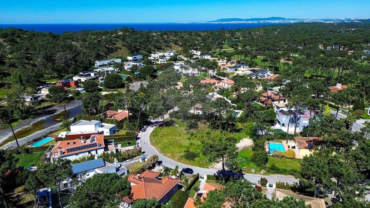 Terreno para Venda em Charneca de Caparica e Sobreda Foto 5