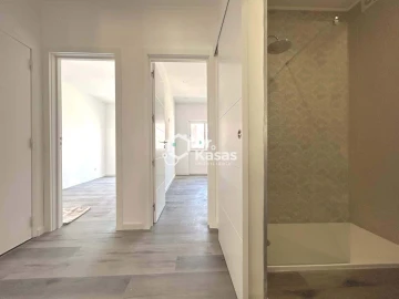 Apartamento T2 para Venda em Baixa da Banheira e Vale da Amoreira