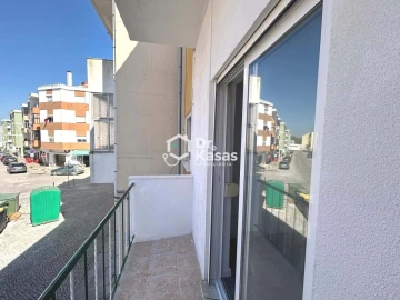 Apartamento T2 para Venda em Baixa da Banheira e Vale da Amoreira