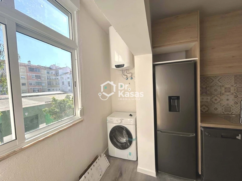 Apartamento T2 para Venda em Baixa da Banheira e Vale da Amoreira Foto 13