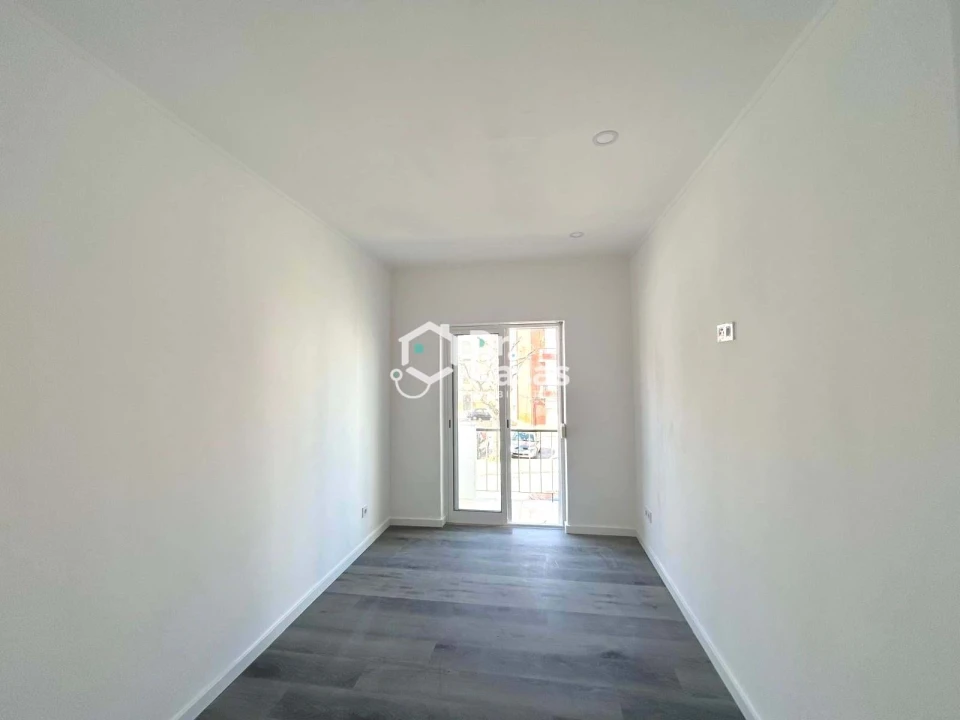 Apartamento T2 para Venda em Baixa da Banheira e Vale da Amoreira Foto 25