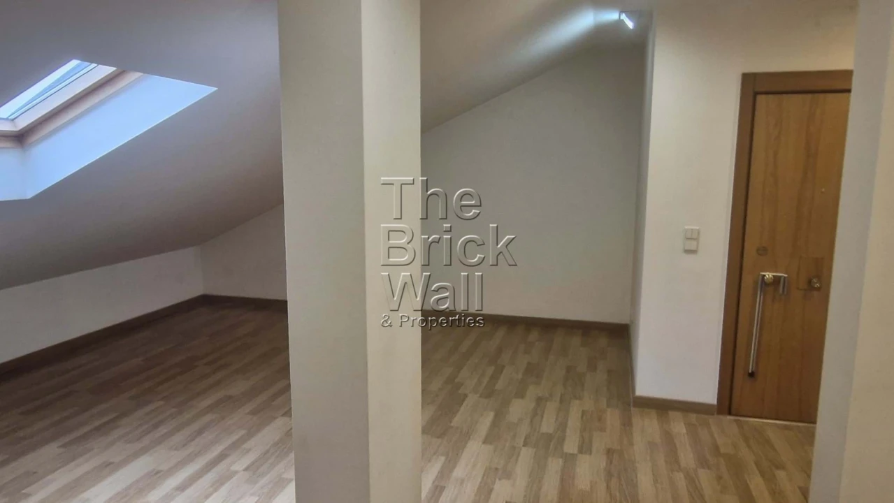 Apartamento T3 para Arrendamento em Benfica Foto 16