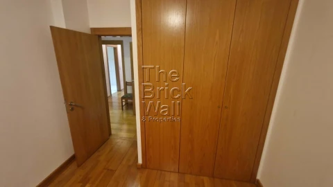 Apartamento T3 para Arrendamento em Benfica