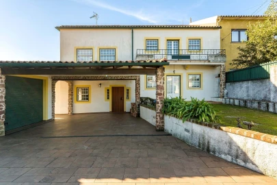 Moradia T5 para Venda em Luso