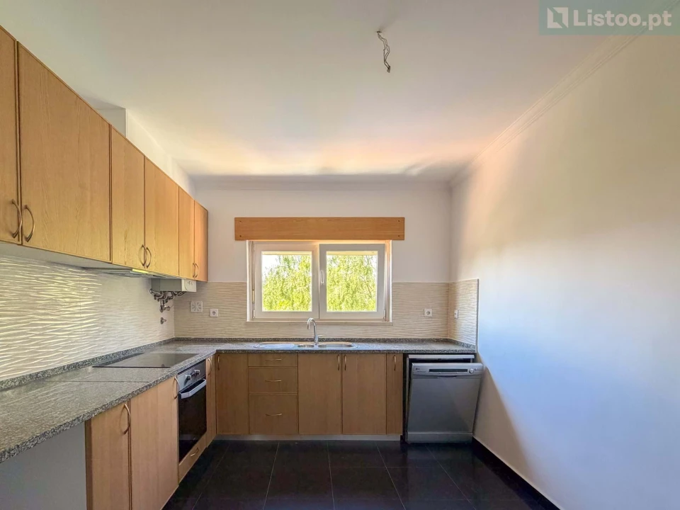 Apartamento T3 para Venda em Alcabideche Foto 15