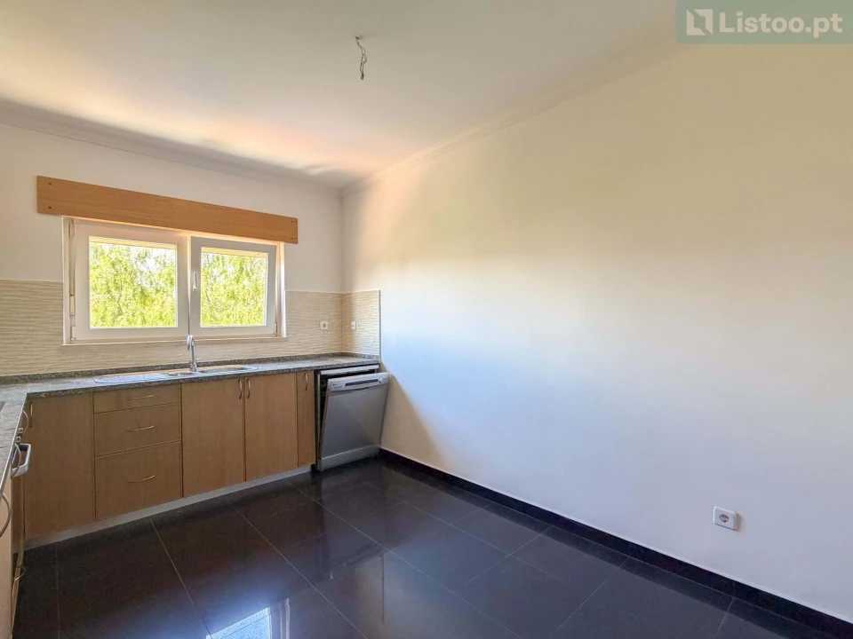 Apartamento T3 para Venda em Alcabideche Foto 13