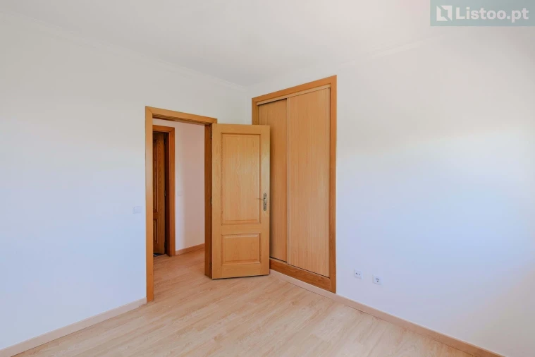 Apartamento T3 para Venda em Alcabideche Foto 16