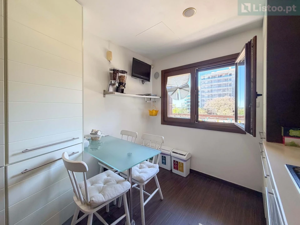 Apartamento T2 para Venda em Sacavém e Prior Velho Foto 27