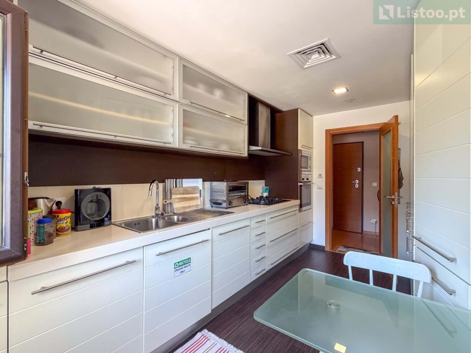 Apartamento T2 para Venda em Sacavém e Prior Velho Foto 24