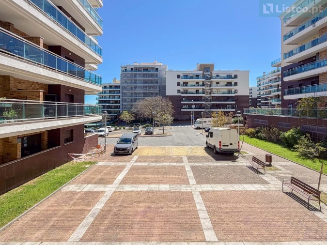 Apartamento T2 para Venda em Sacavém e Prior Velho Foto 19