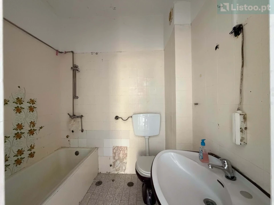 Apartamento T3 para Venda em Mina de Água Foto 17