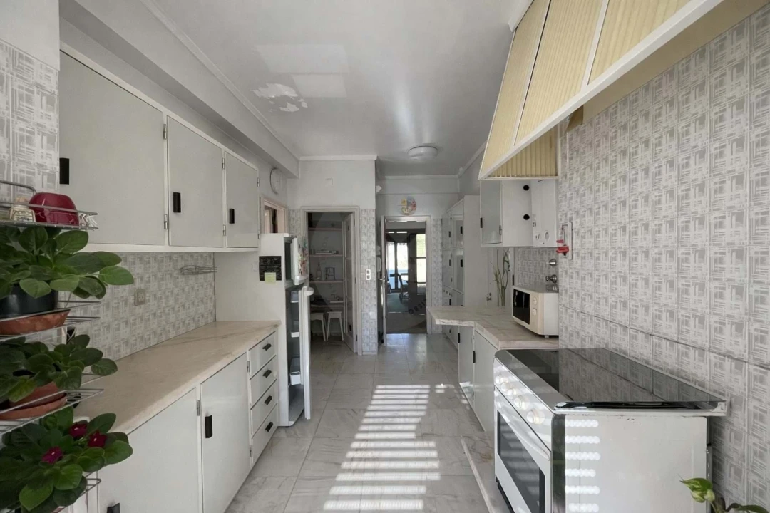 Apartamento T5 para Venda em Lumiar Foto 8