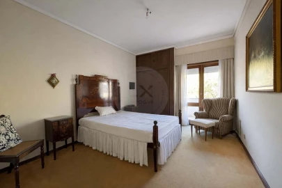 Apartamento T5 para Venda em Lumiar