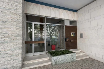 Apartamento T5 para Venda em Lumiar