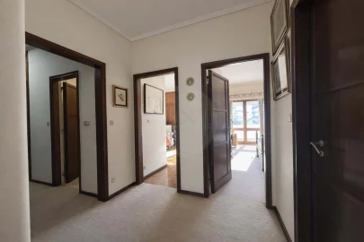 Apartamento T5 para Venda em Lumiar